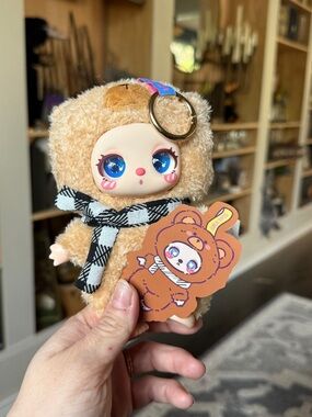 Liilas Zoo Secret bear with scarf! Brand new confirmed